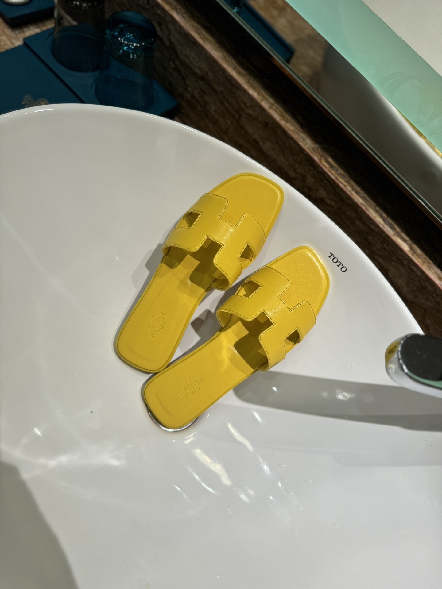 $42 HERMAS ZT10156 gallery