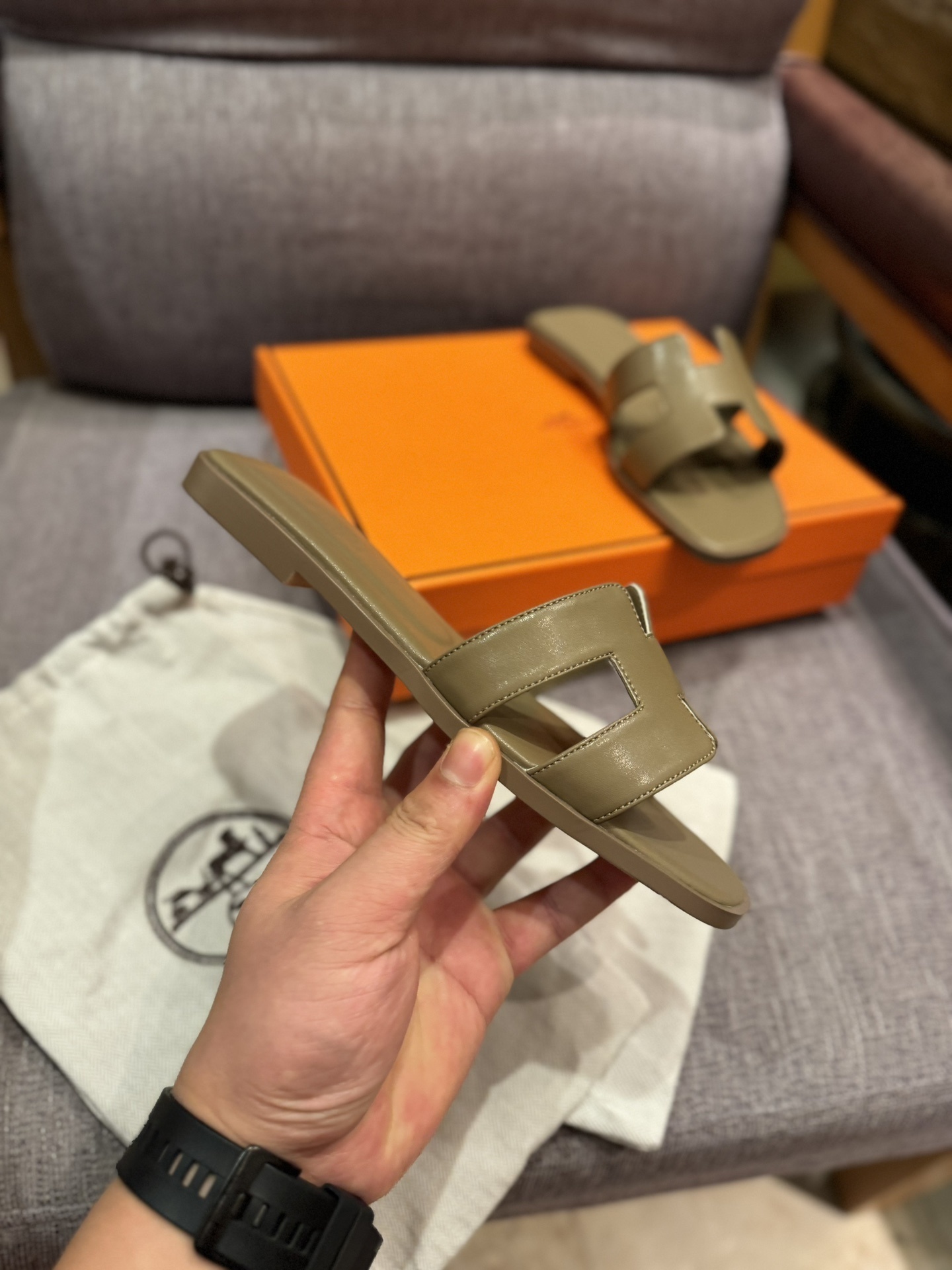 $42 HERMAS ZT10156 gallery