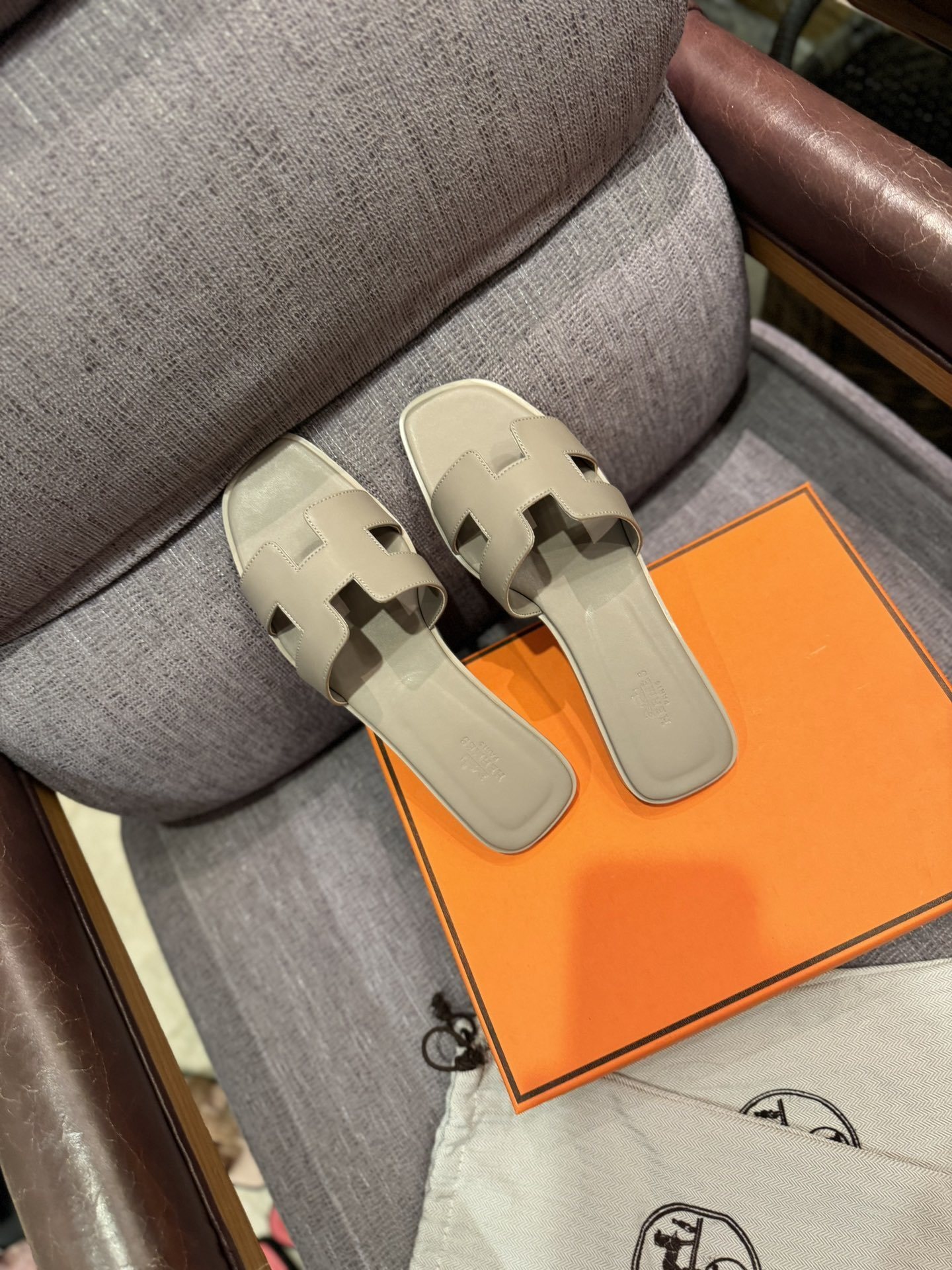 $42 HERMAS ZT10156 gallery