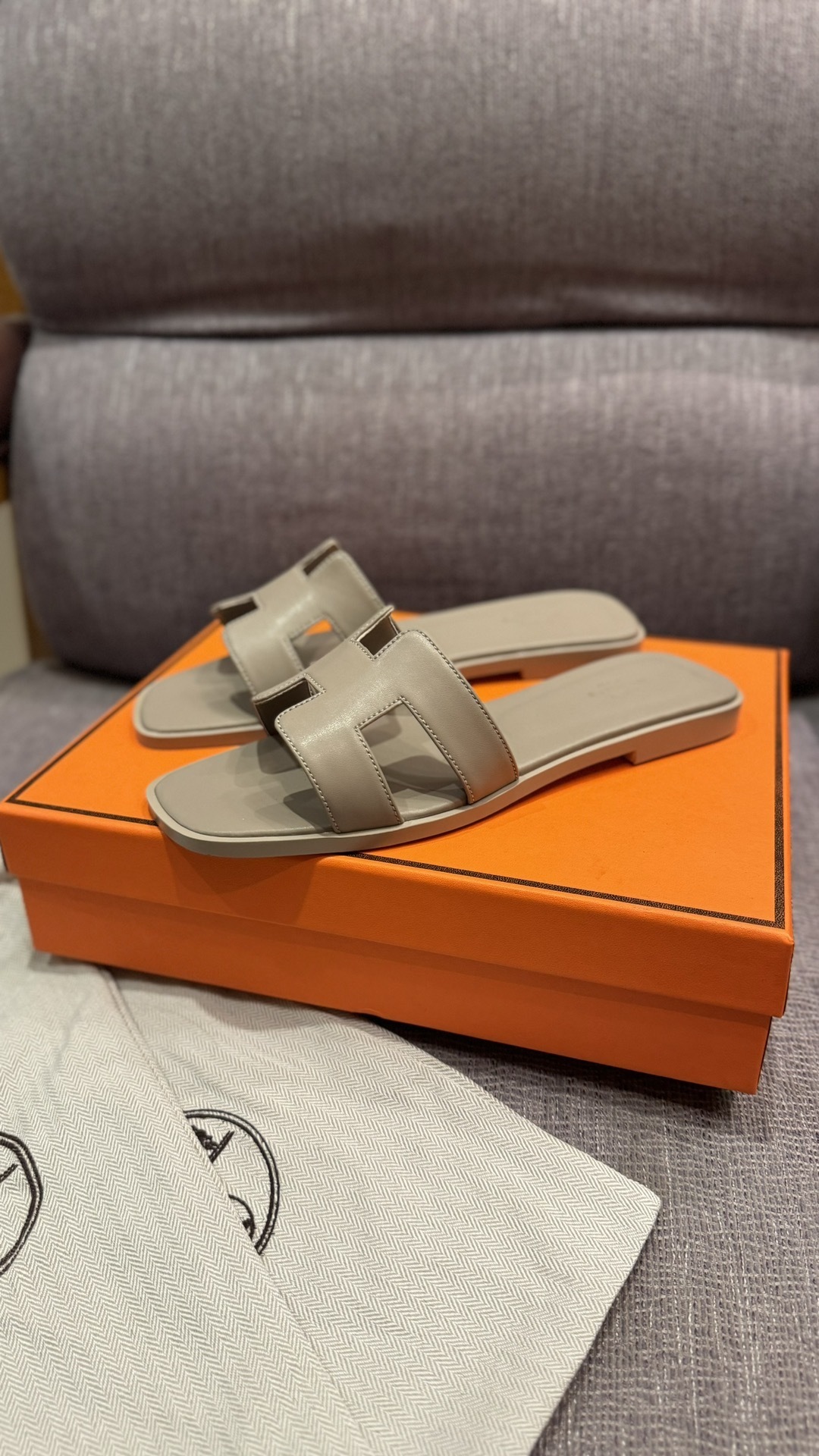 $42 HERMAS ZT10156 gallery