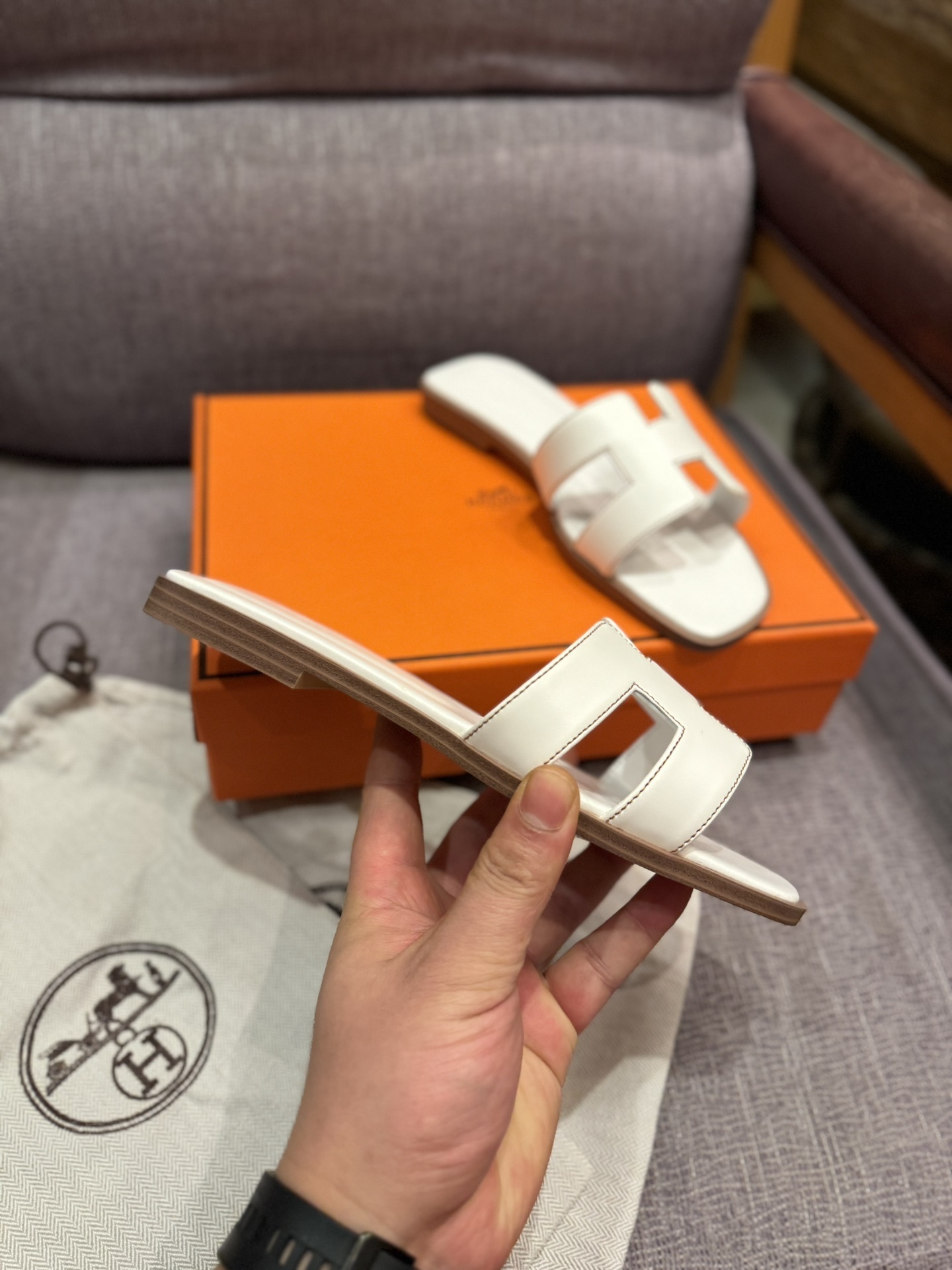 $42 HERMAS ZT10157 gallery