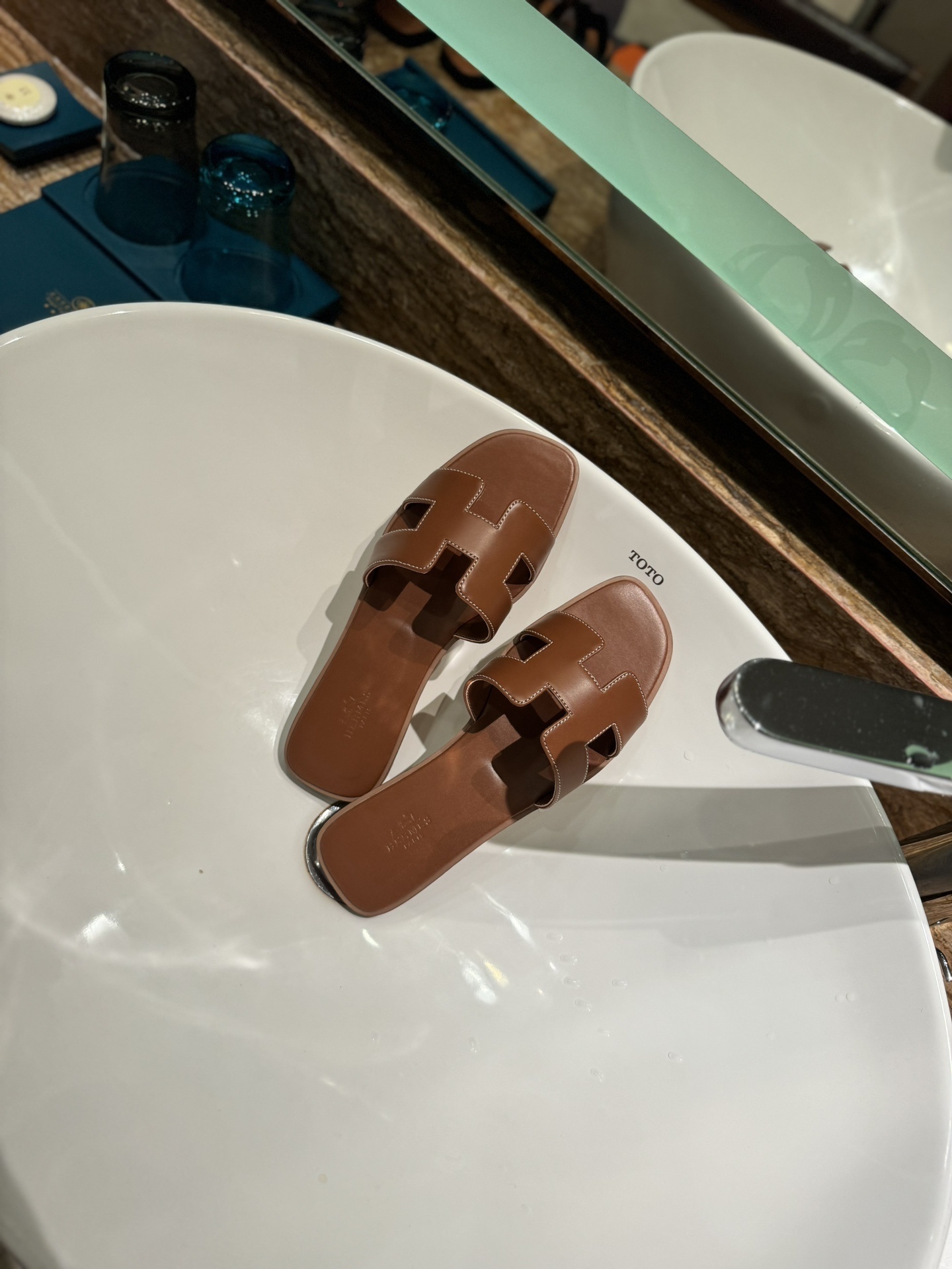 $42 HERMAS ZT10157 gallery