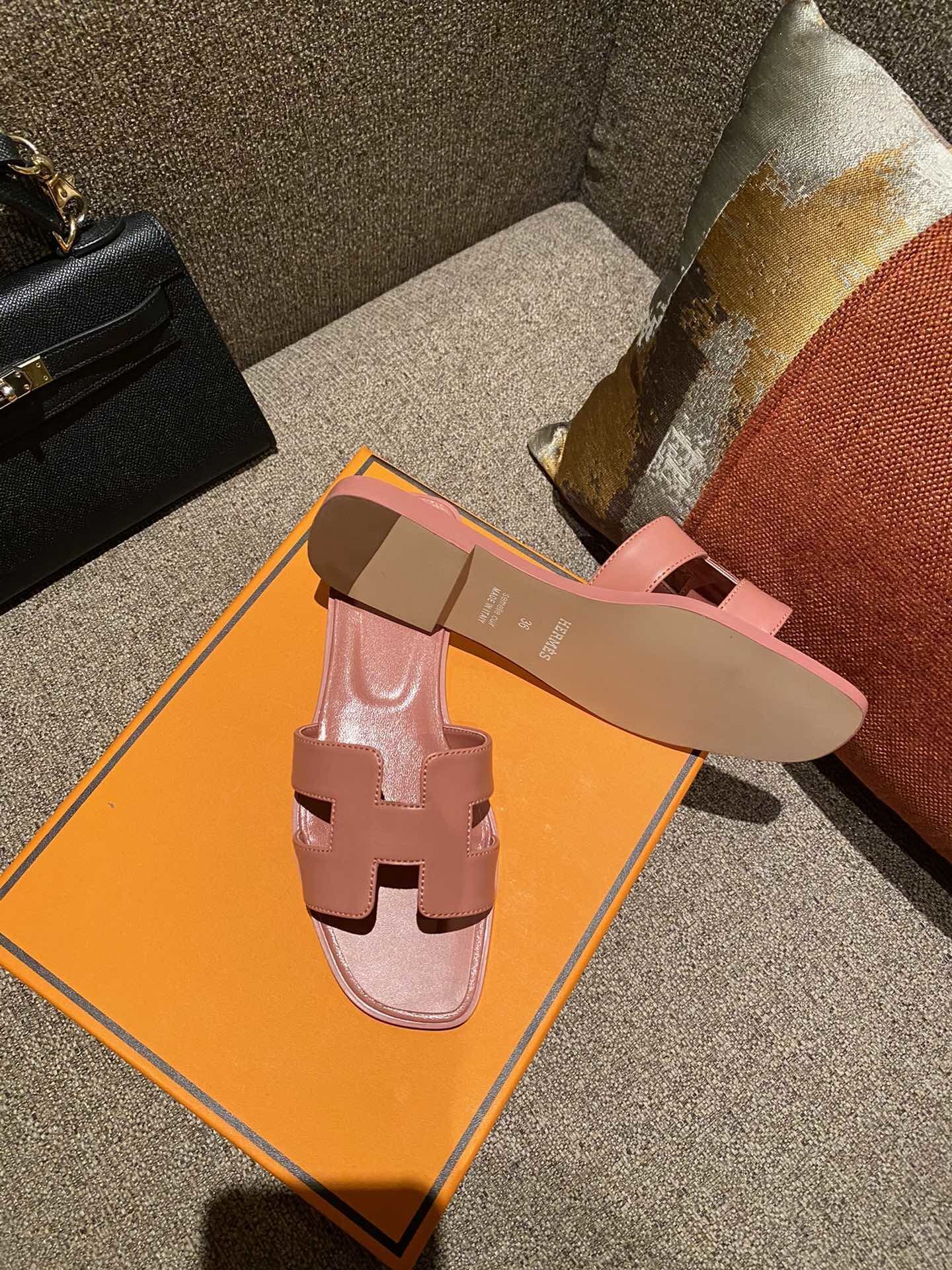 $42 HERMAS ZT10157 gallery