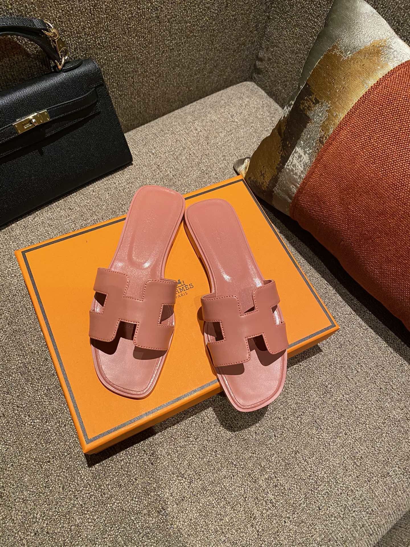 $42 HERMAS ZT10157 gallery