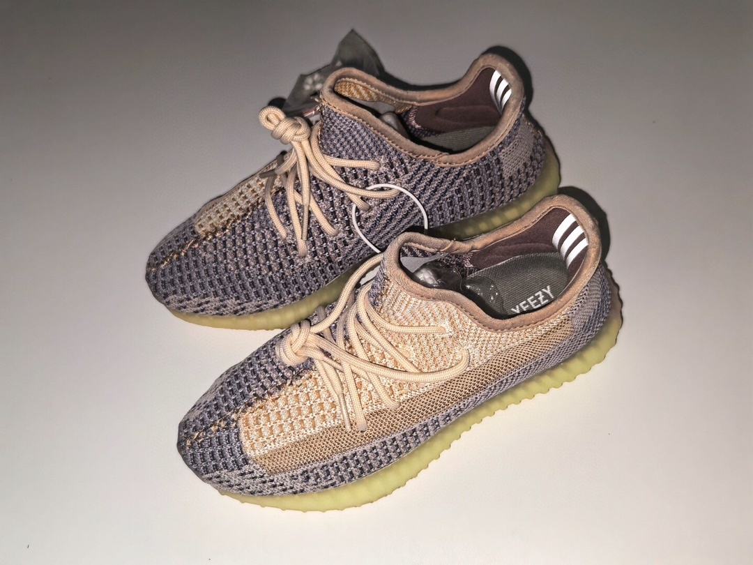 $42.86 YEEZY ZT9633 gallery