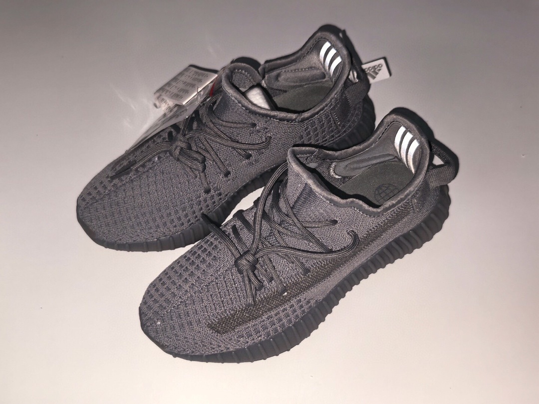 $42.86 YEEZY ZT9633 gallery