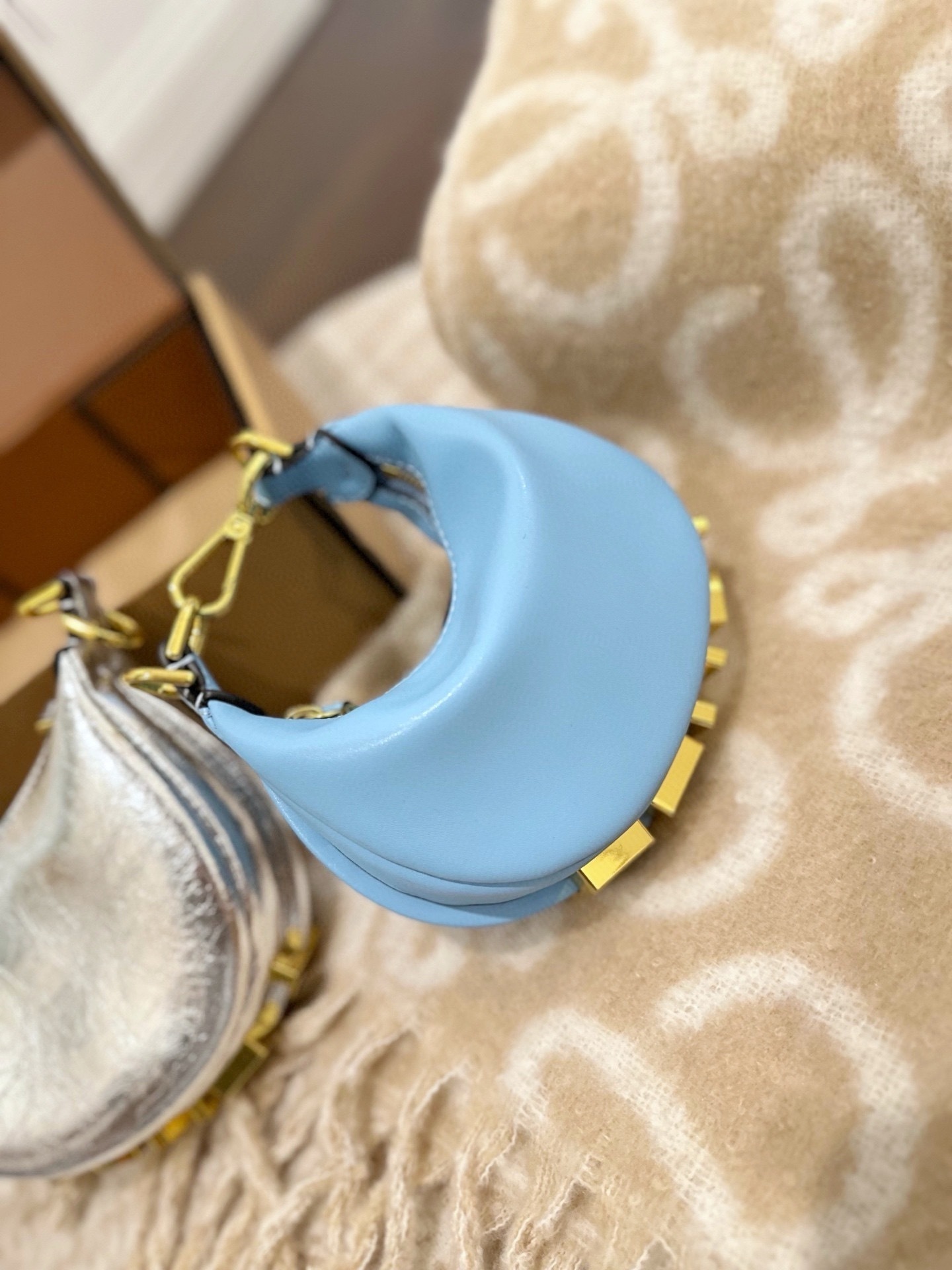 $43.5 FENDI HE7198 gallery