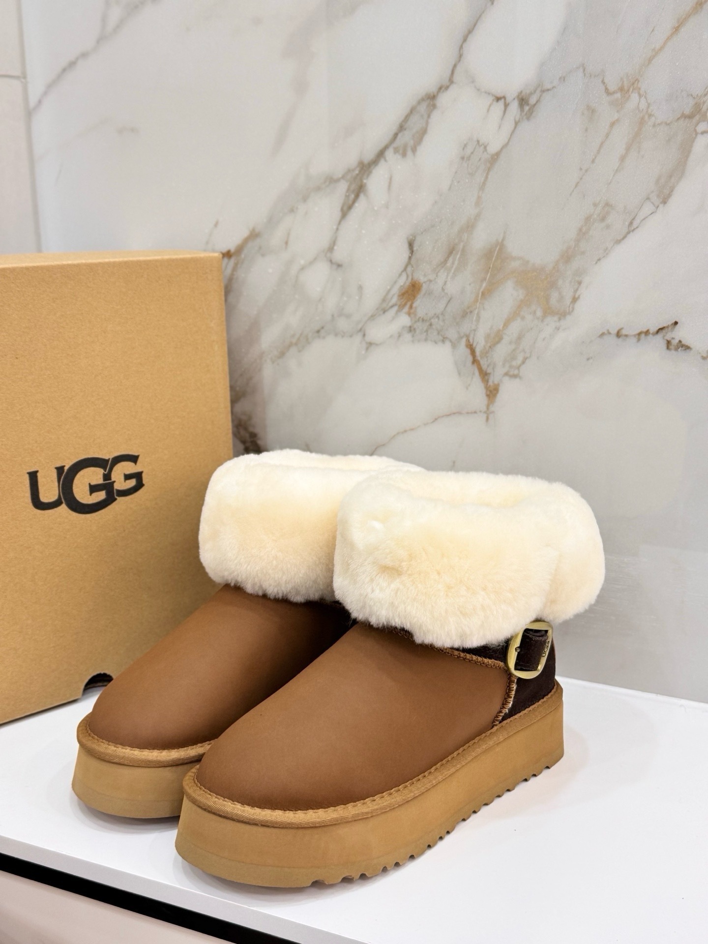 $44.64 UGG ZT9893 gallery