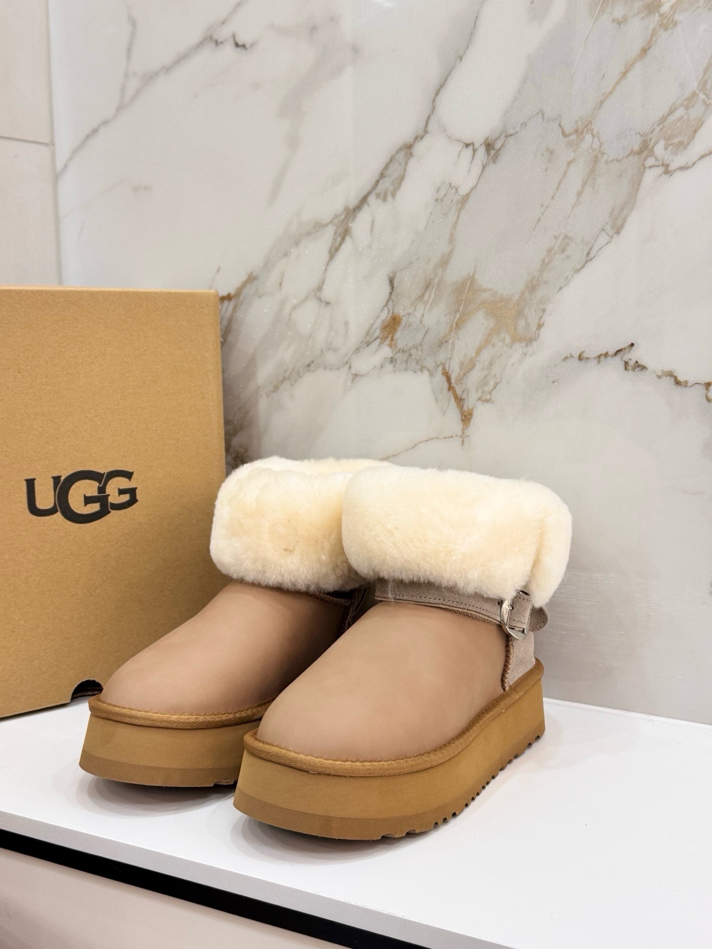 $44.64 UGG ZT9893 gallery