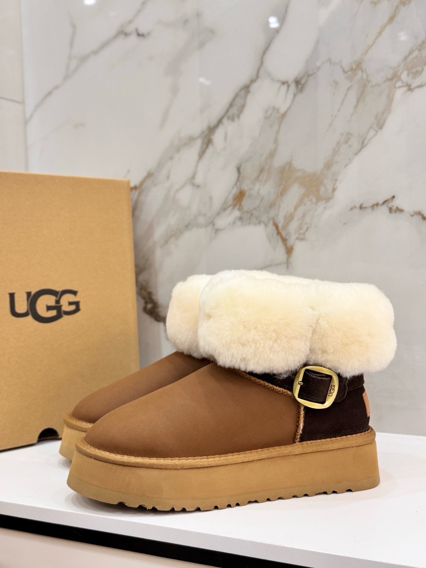 $44.64 UGG ZT9893 gallery