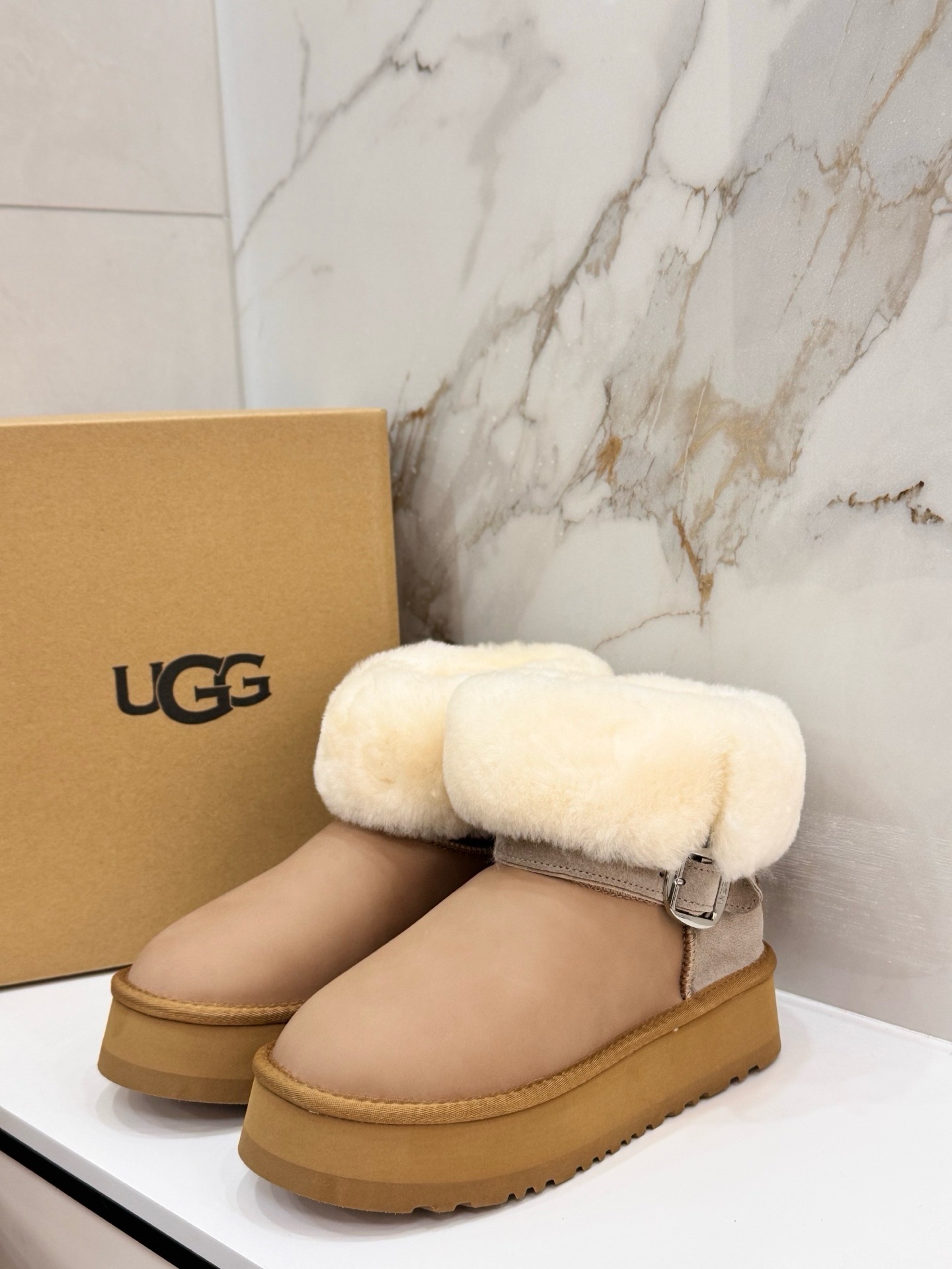 $44.64 UGG ZT9893 gallery