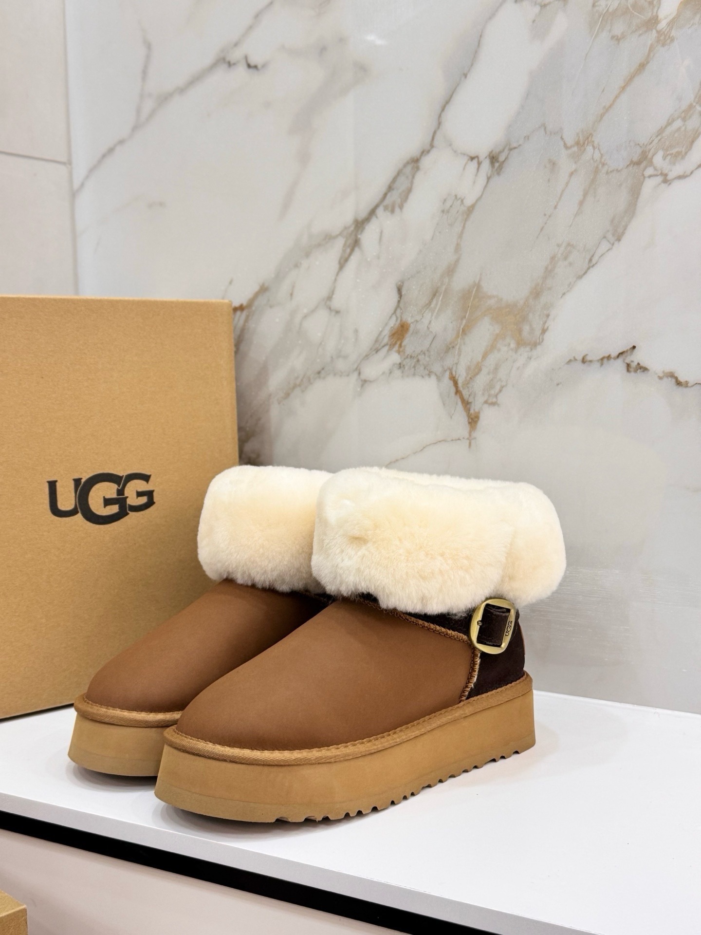 $44.64 UGG ZT9893 gallery