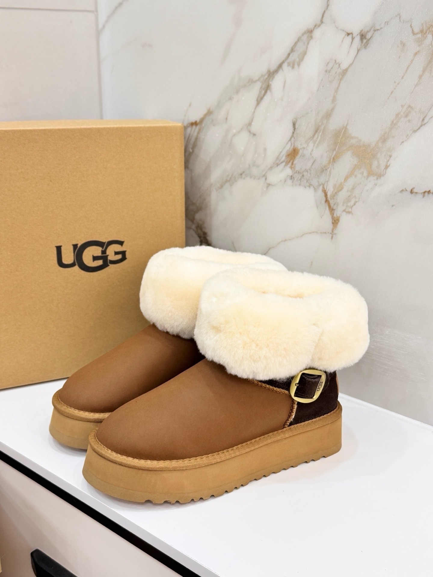 $44.64 UGG ZT9893 gallery