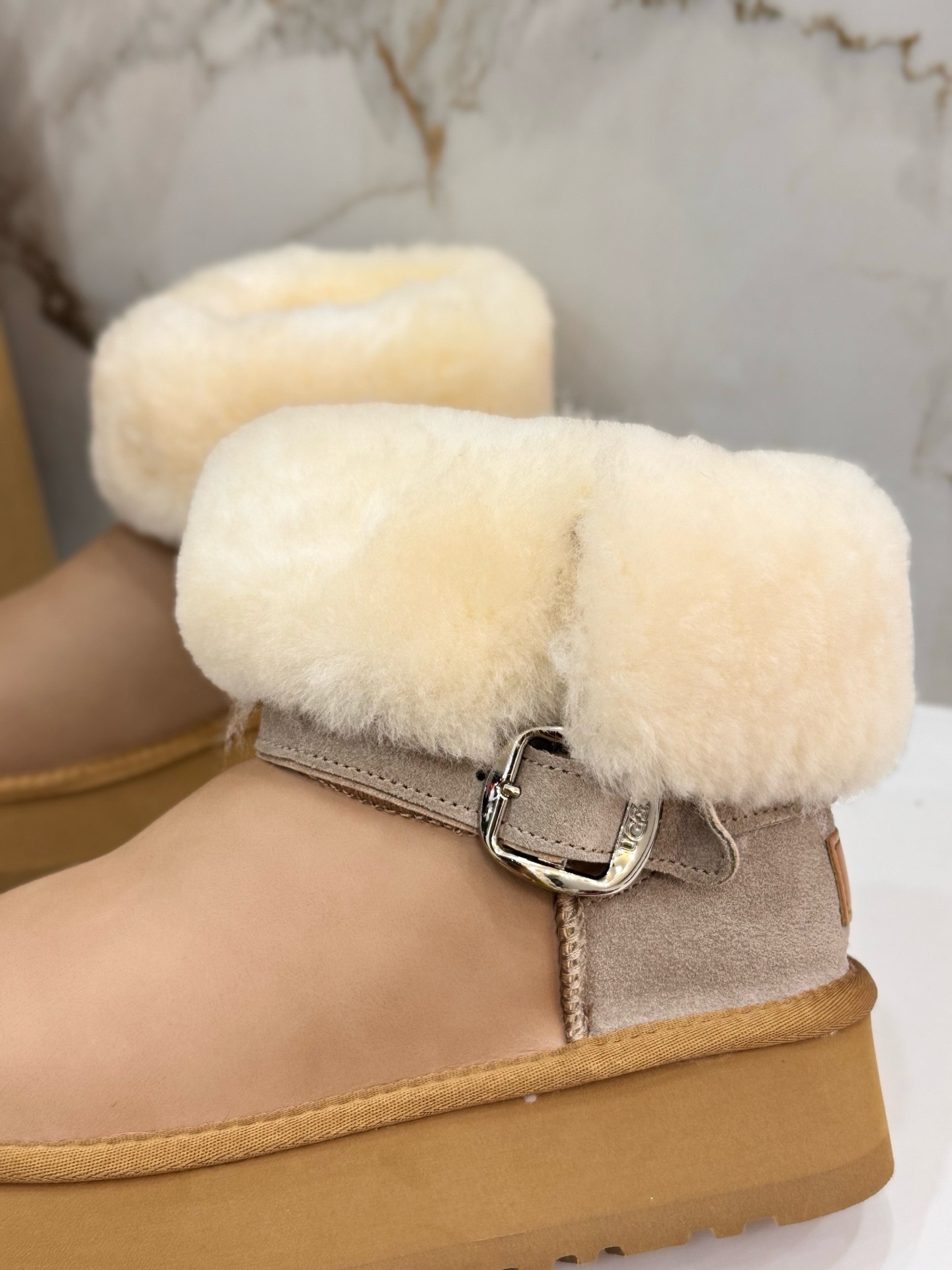 $44.64 UGG ZT9893 gallery