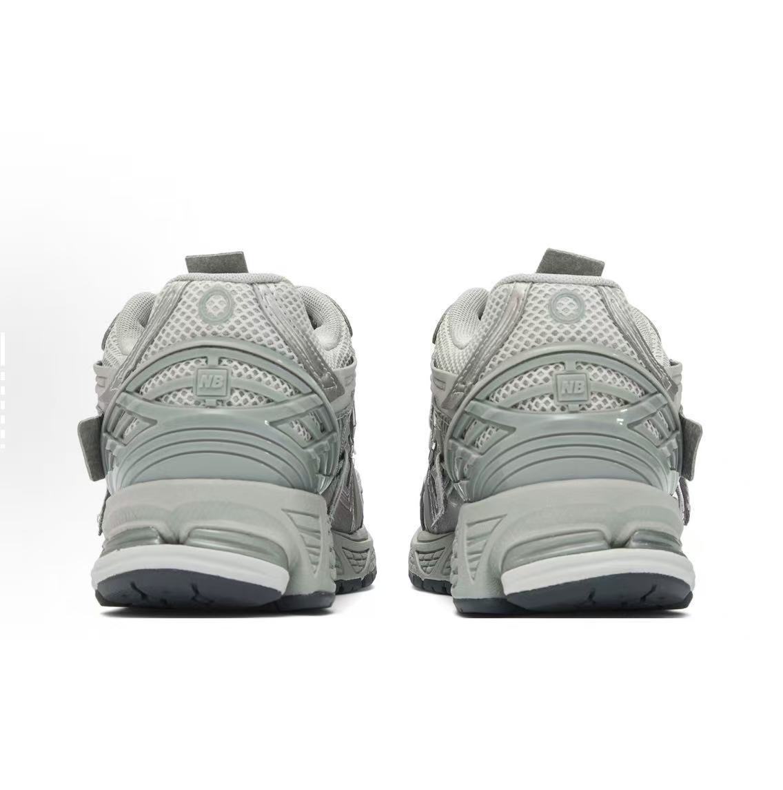 $46.43 New balance ZT9331 gallery