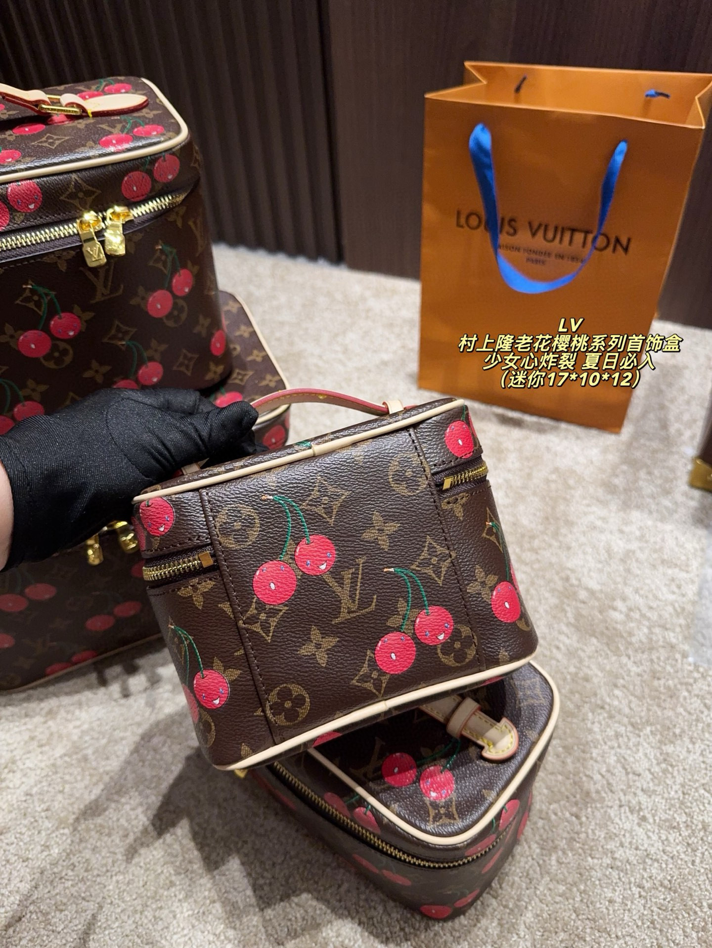 $48 LV ZT10173 gallery