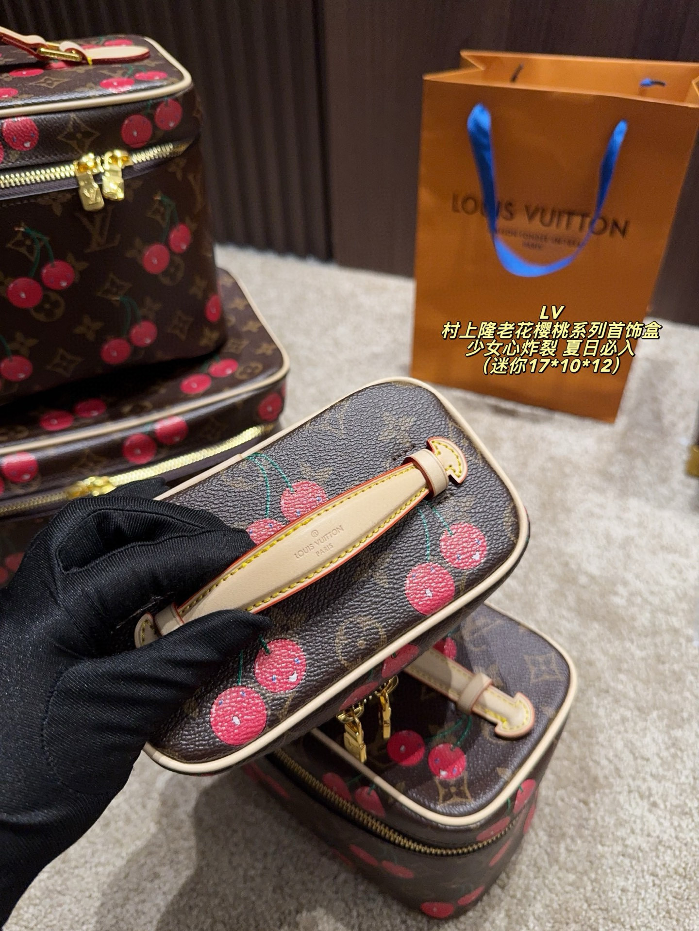 $48 LV ZT10173 gallery