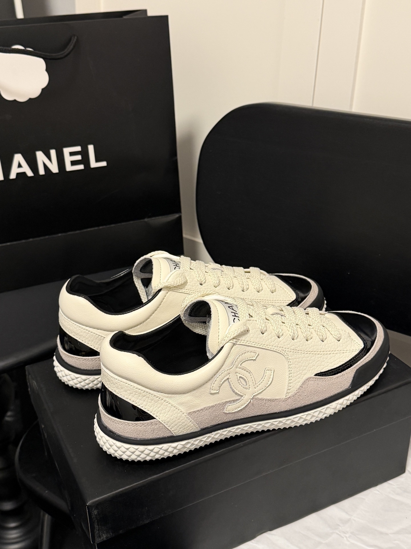 $50 Chanel ZT9863 gallery