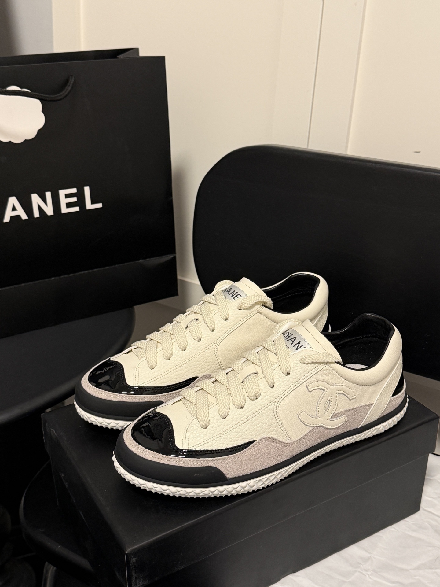 $50 Chanel ZT9863 gallery