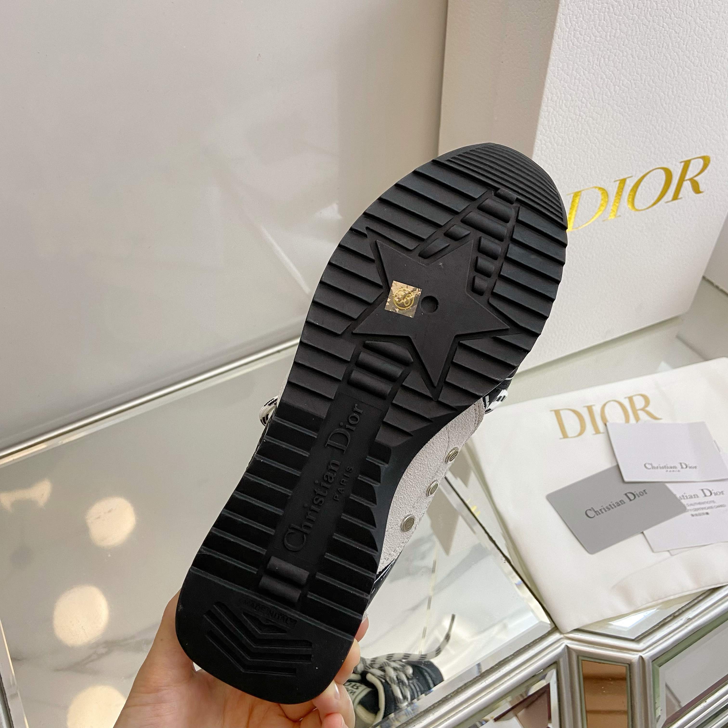 $50 DIOR ZT9874 gallery