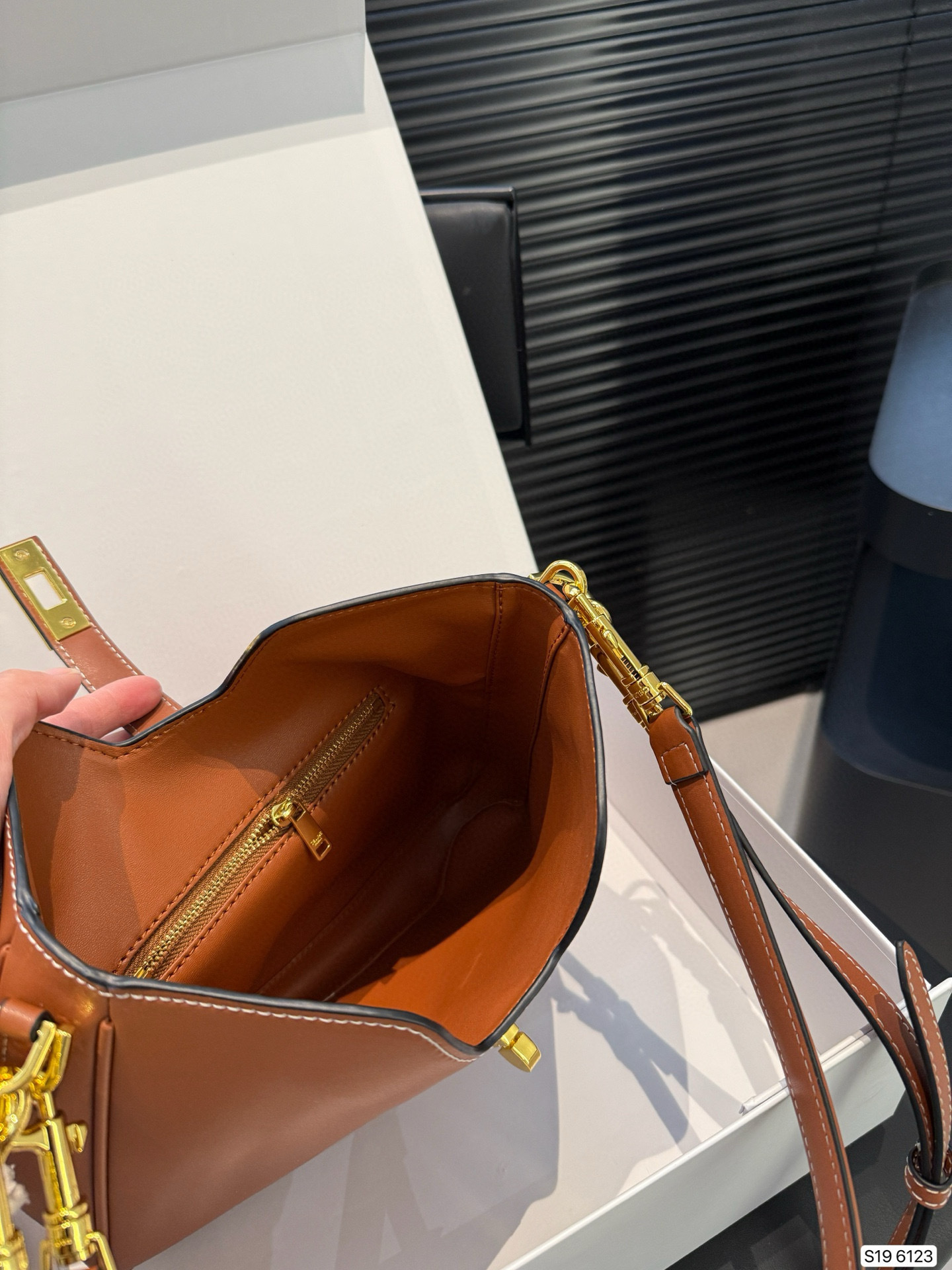 $50.90 CELINE ZT9220 gallery