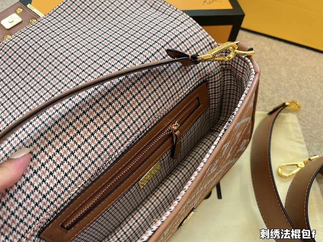 $51 Fendi HE6906 gallery