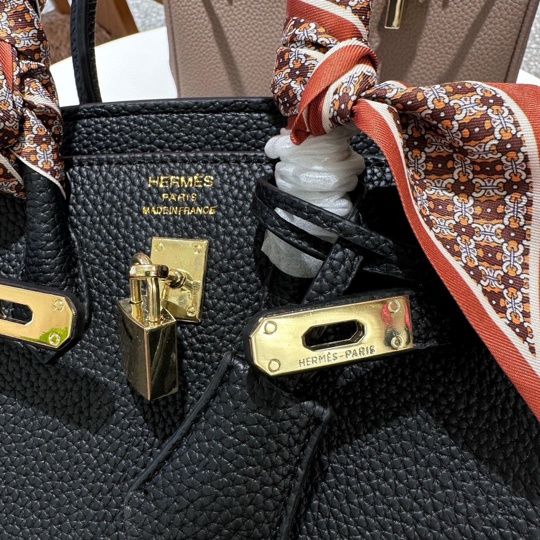 $51 Hermes HE6253 gallery