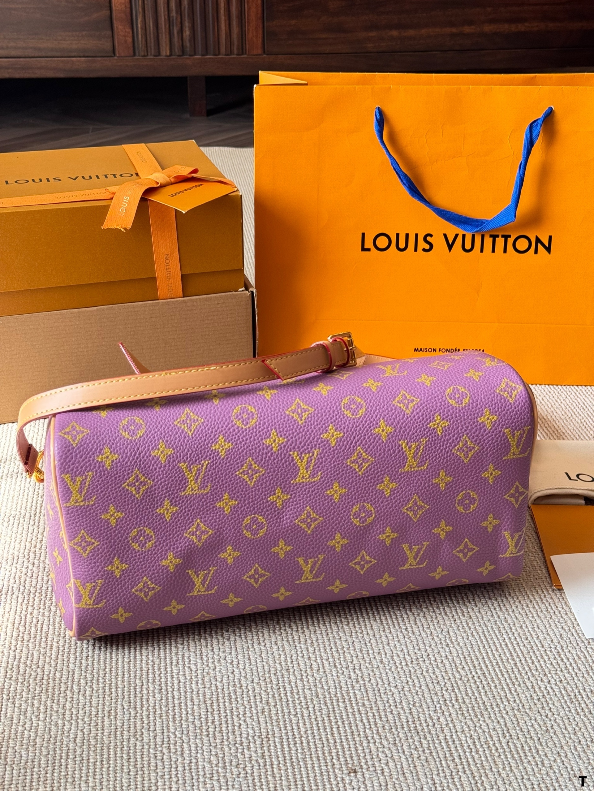 $51 LV ZT10185 gallery