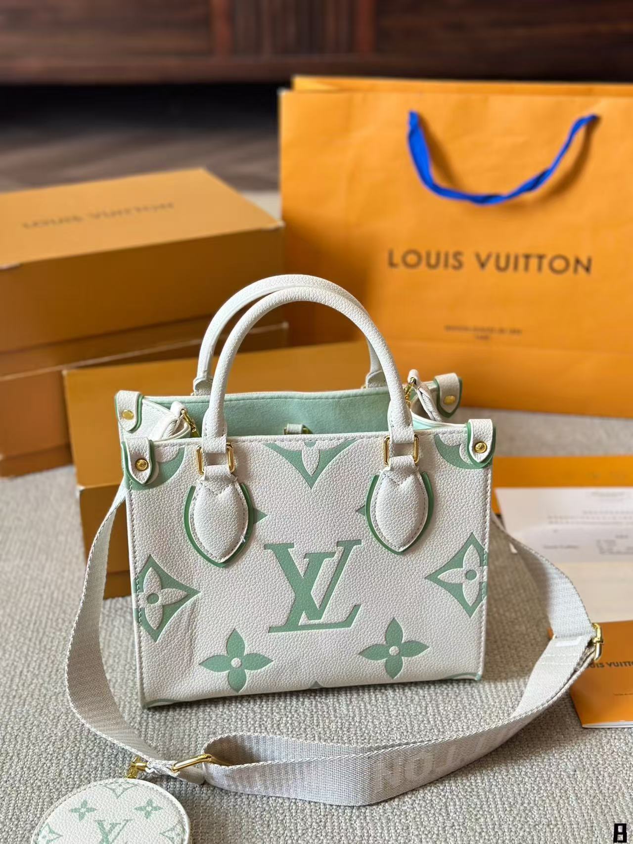 $51 LV ZT10199 gallery