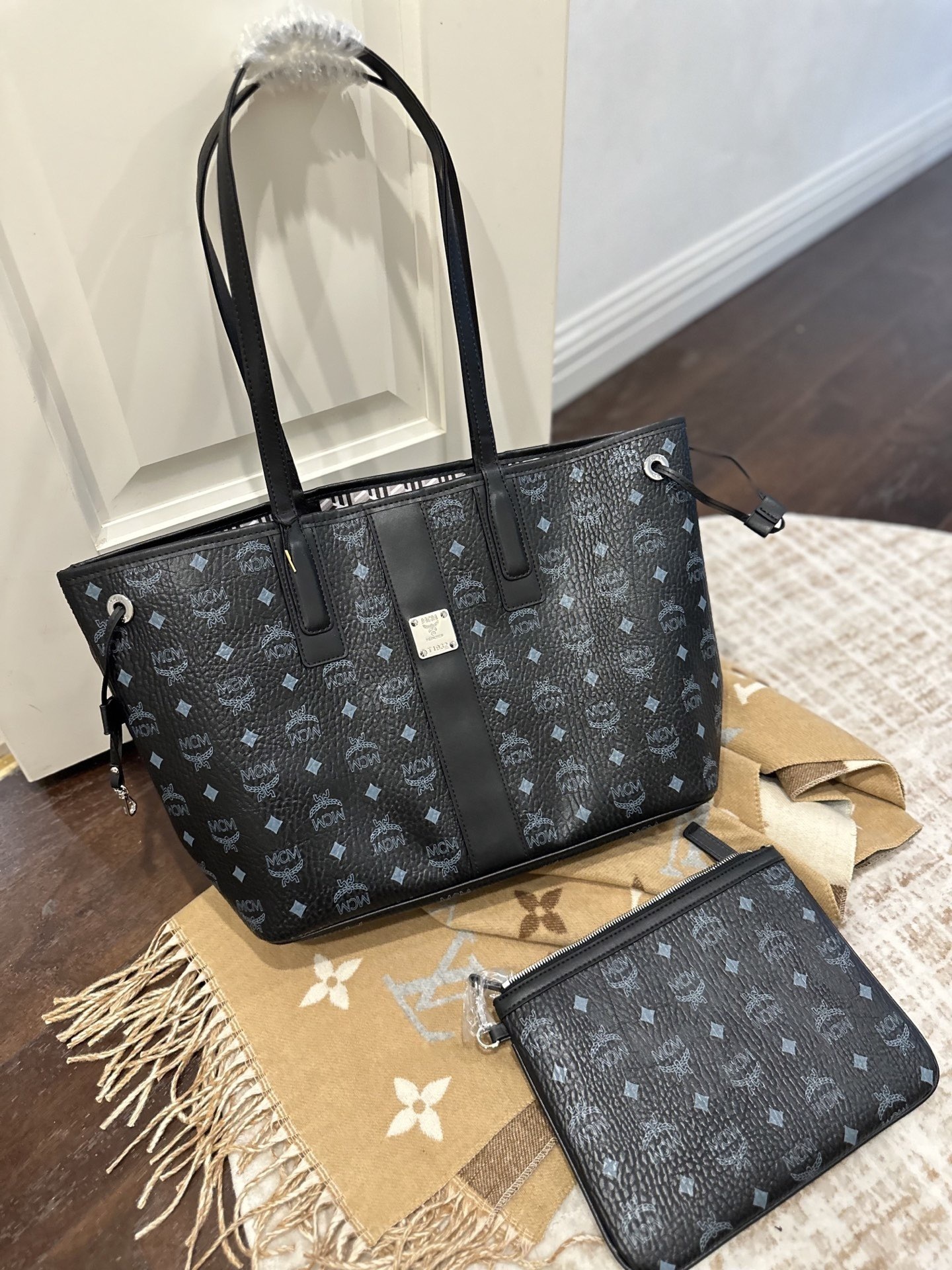 $51 MCM ZT10616 gallery