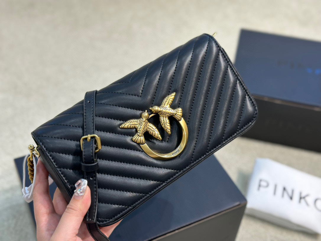 $51 PINKO ZT10193 gallery