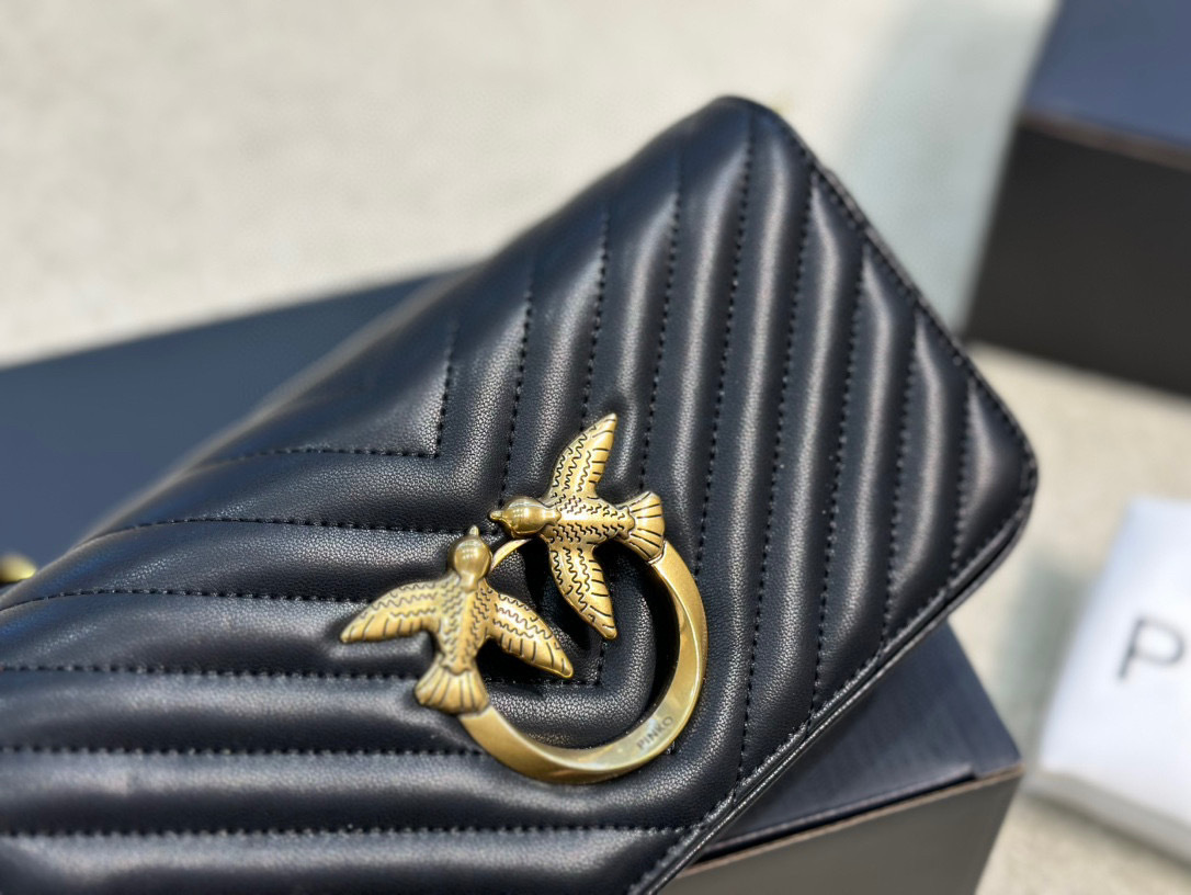 $51 PINKO ZT10193 gallery