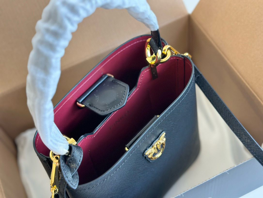 $51 PINKO ZT10195 gallery