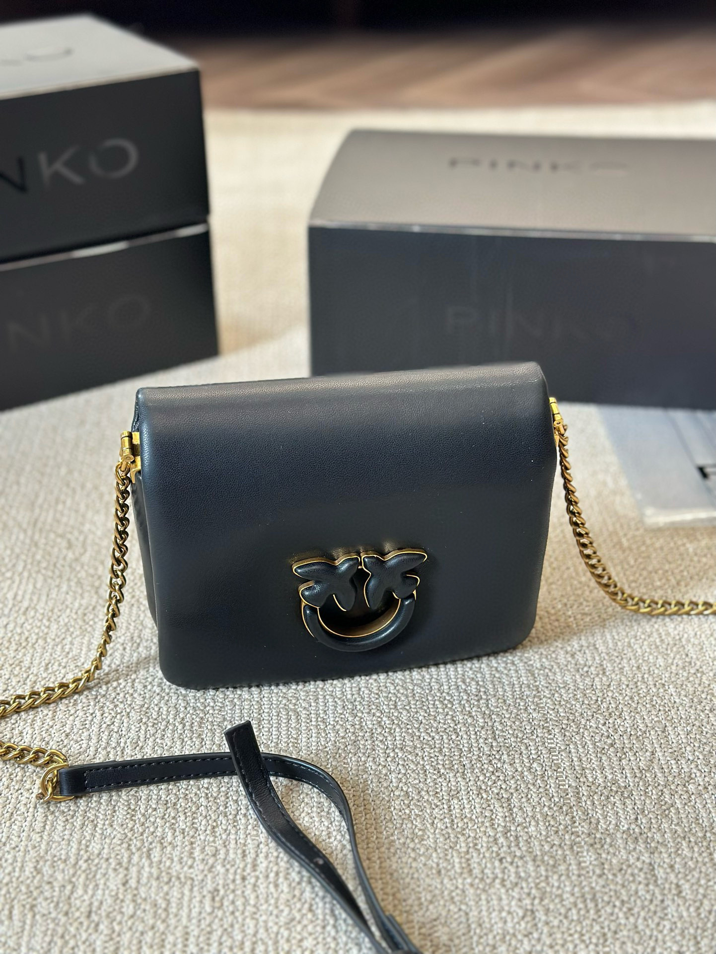 $51 PINKO ZT10196 gallery