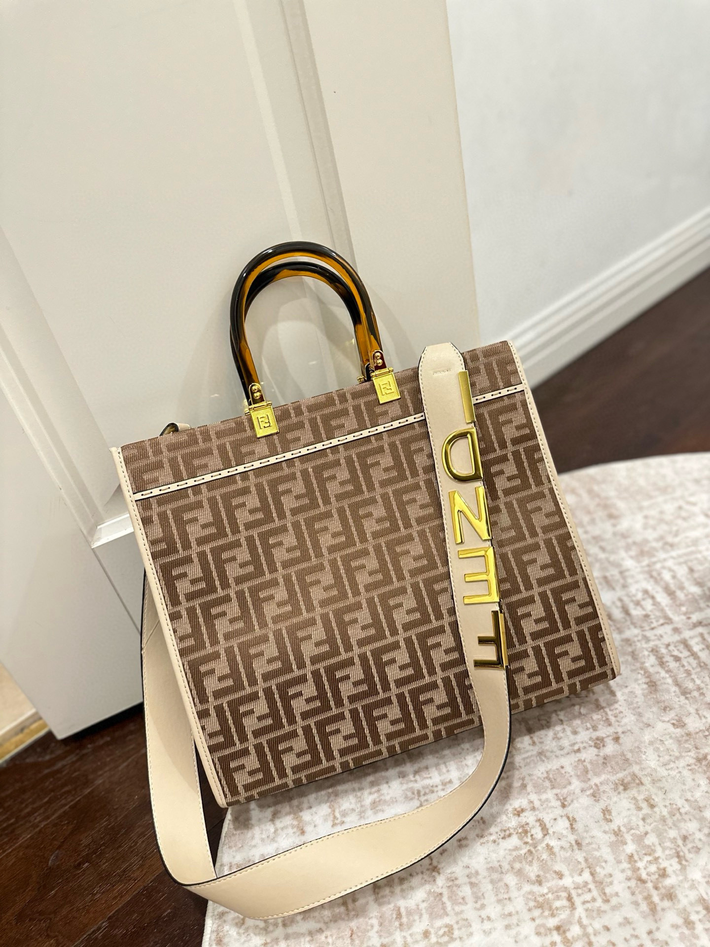 $54 FENDI ZT10188 gallery