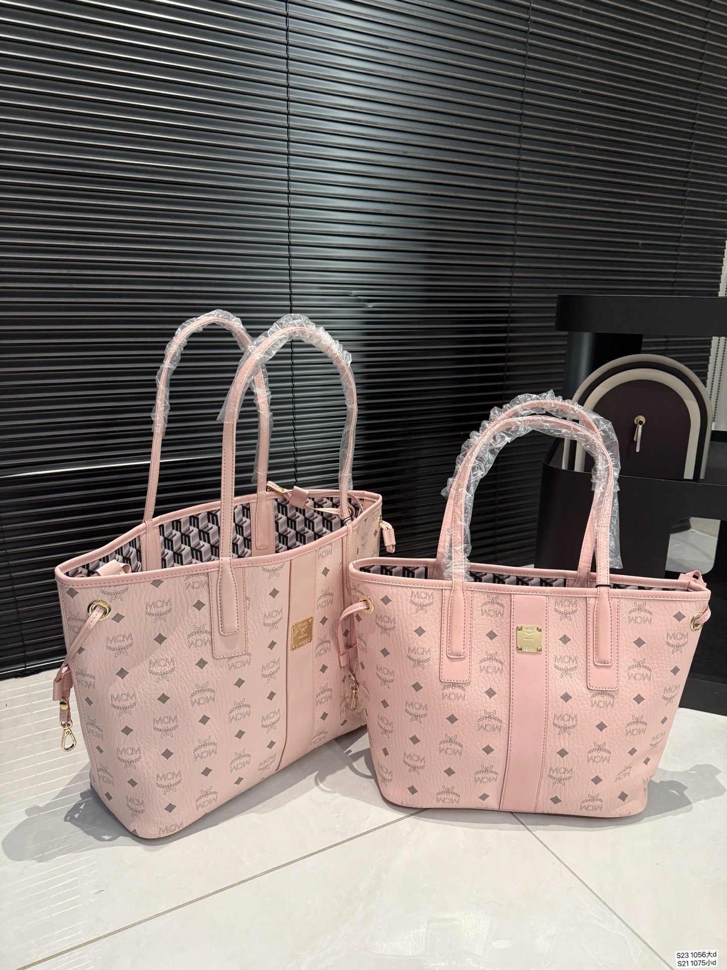 $54 MCM ZT10618 gallery