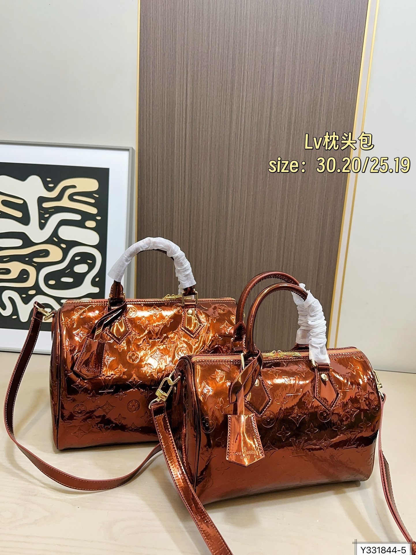 $54.00 LV ZT10099 gallery