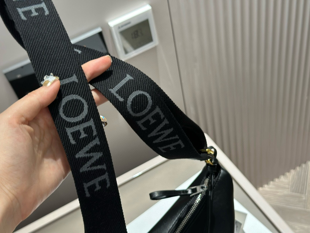 $56.35 LOEWE ZT9100 gallery