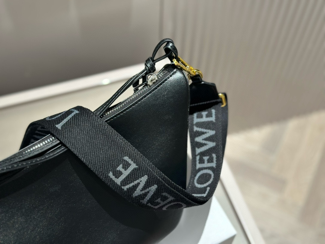 $56.35 LOEWE ZT9100 gallery