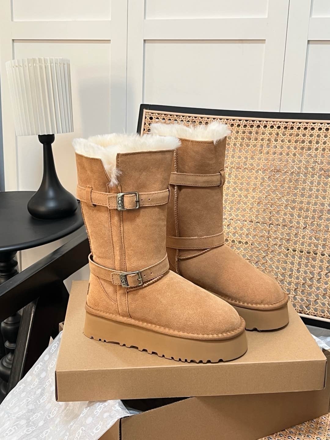 $58.93 UGG ZT9898 gallery