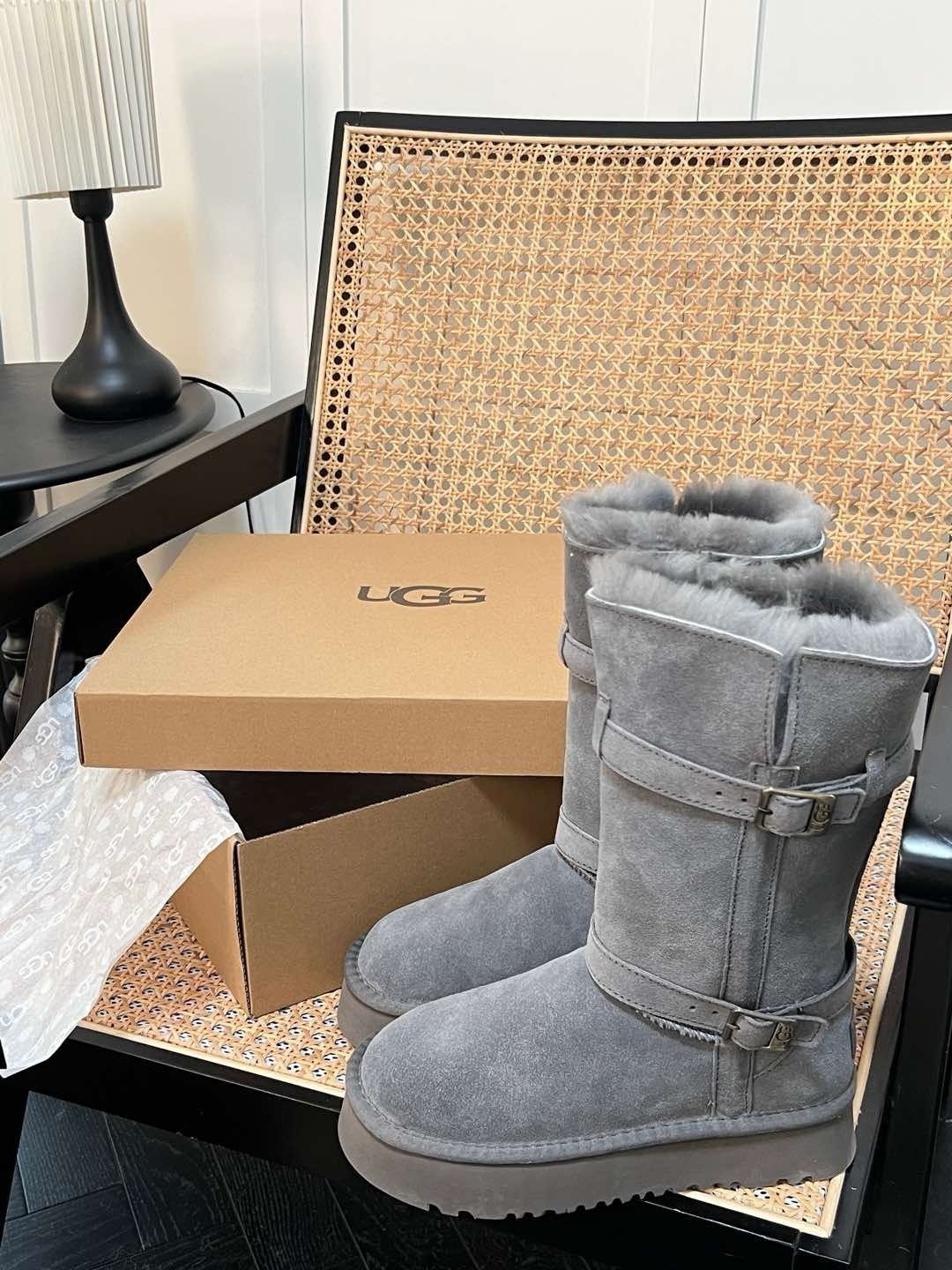 $58.93 UGG ZT9898 gallery