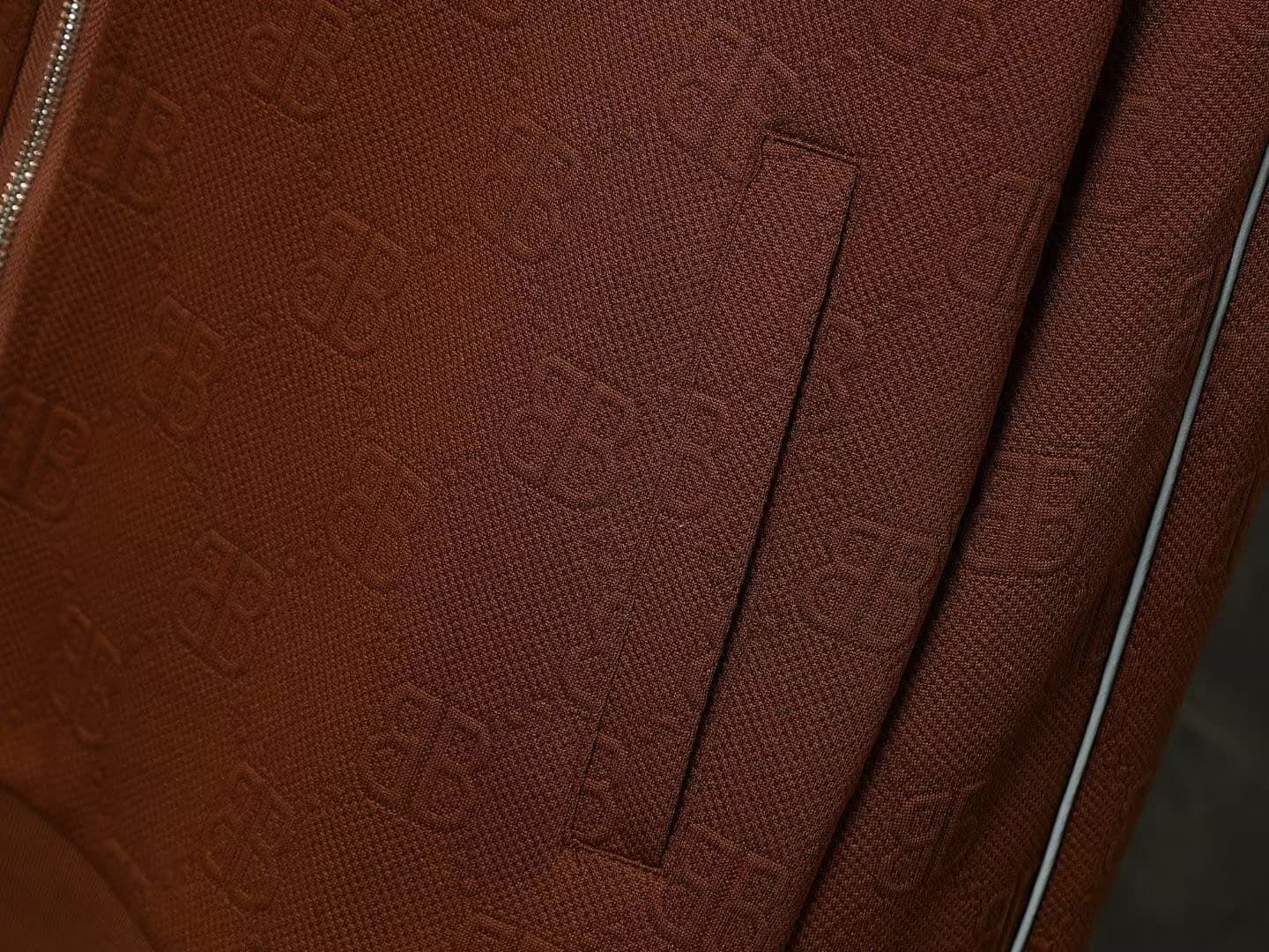 $67.50 Balenciaga ZT10699 gallery