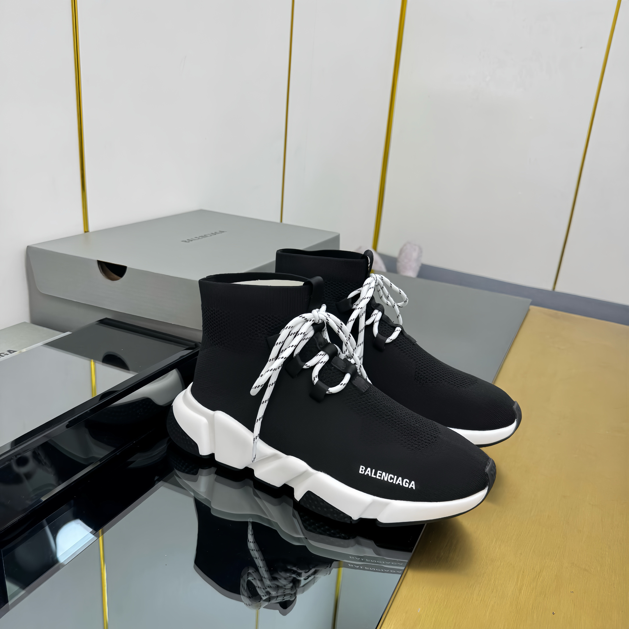 $67.50 Balenciaga ZT9177 gallery