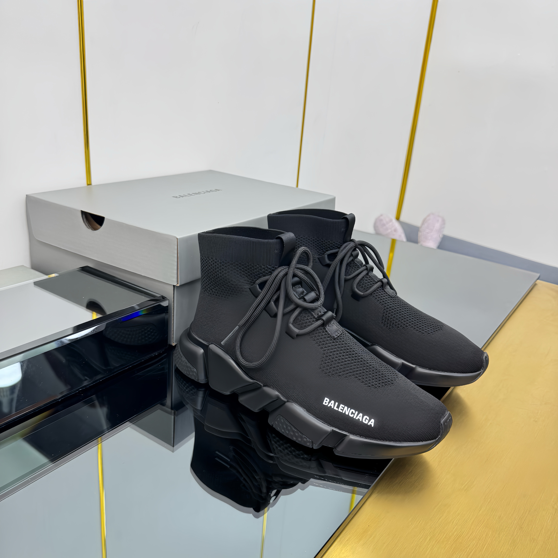 $67.50 Balenciaga ZT9177 gallery