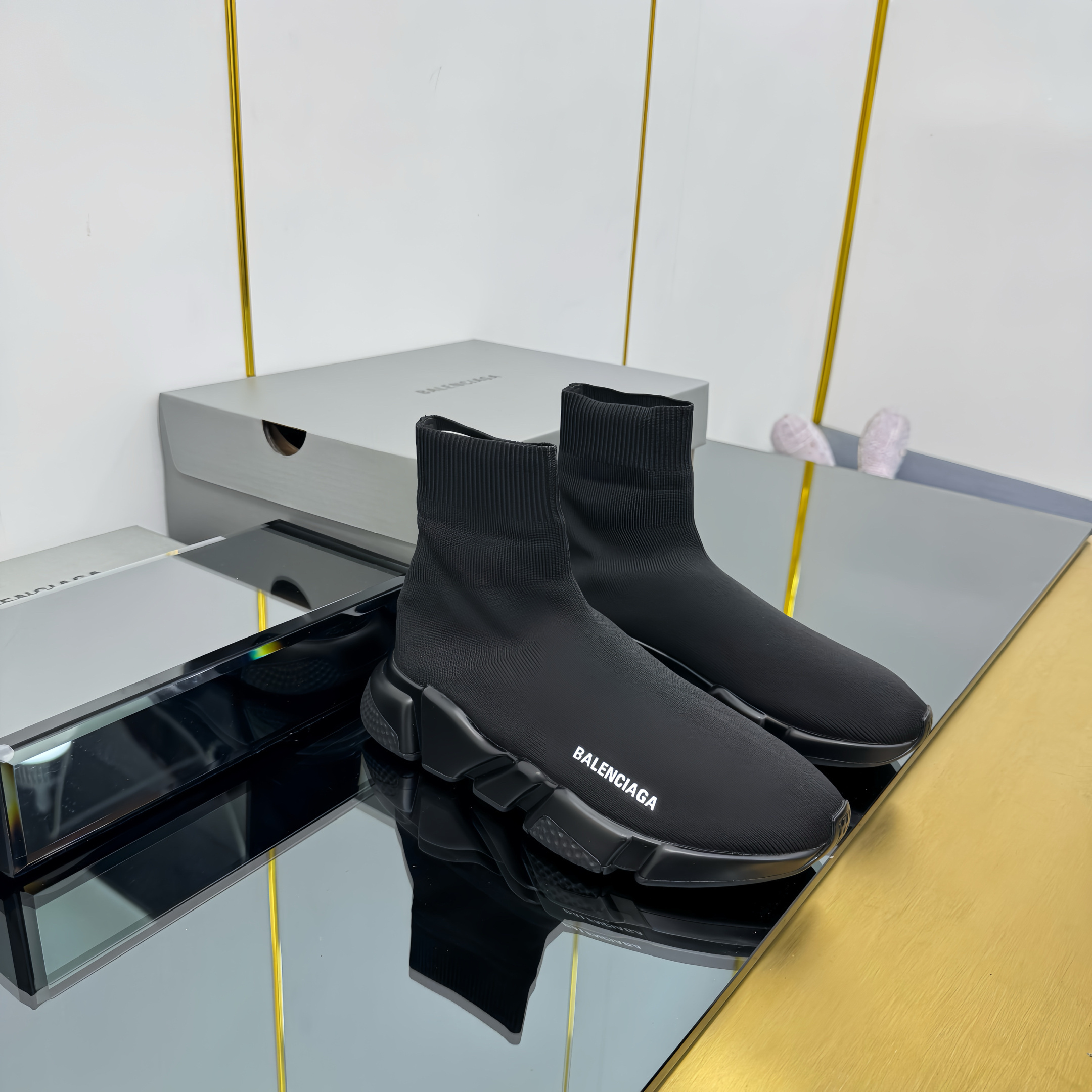 $67.50 Balenciaga ZT9177 gallery