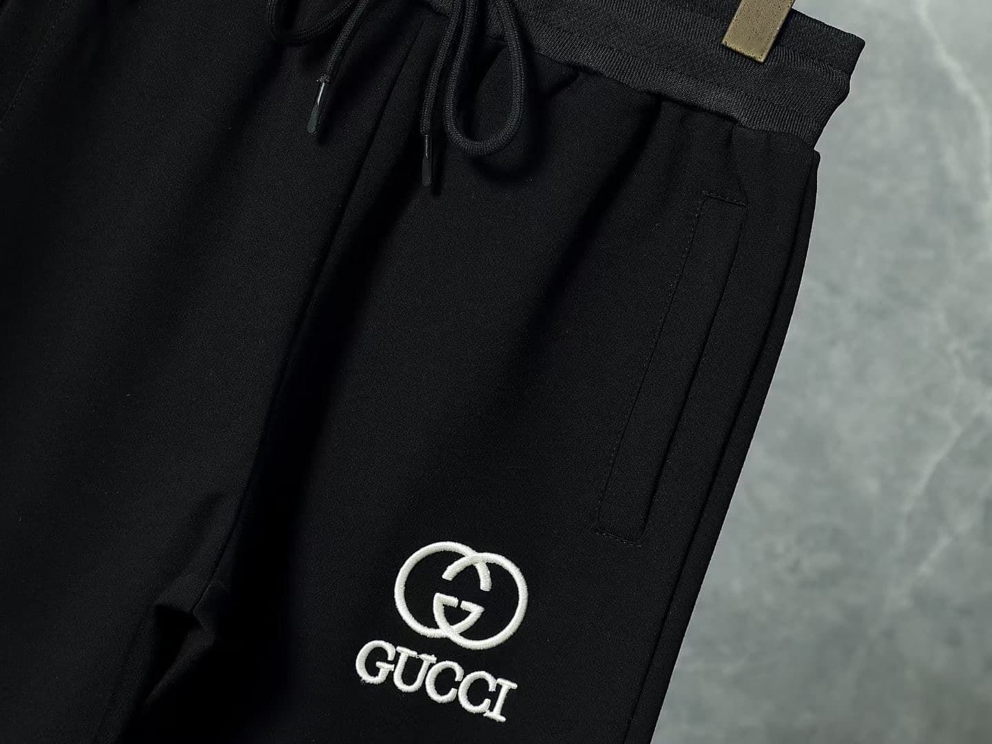 $67.50 GUCCI ZT10700 gallery