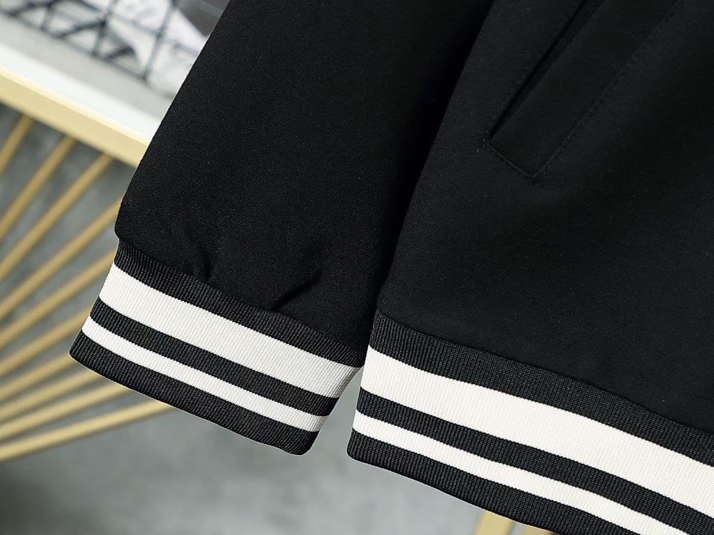 $67.50 GUCCI ZT10700 gallery