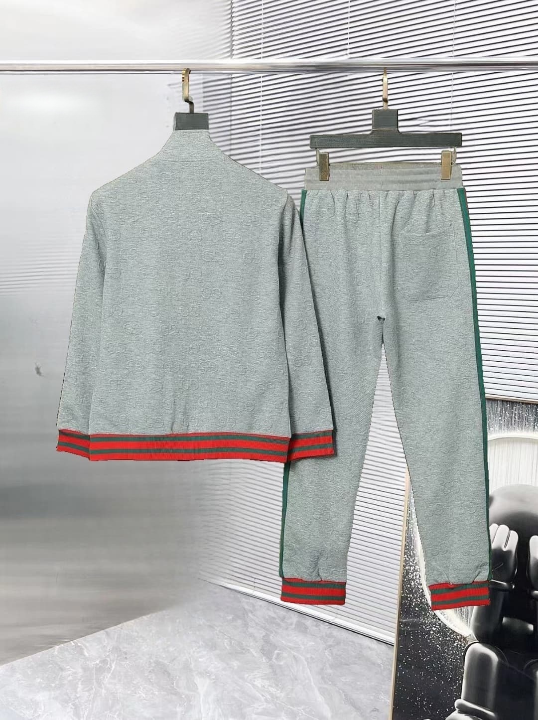 $67.50 GUCCI ZT10700 gallery