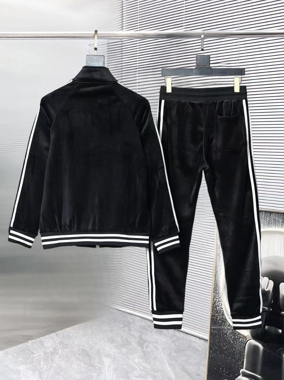 $67.50 GUCCI ZT10700 gallery