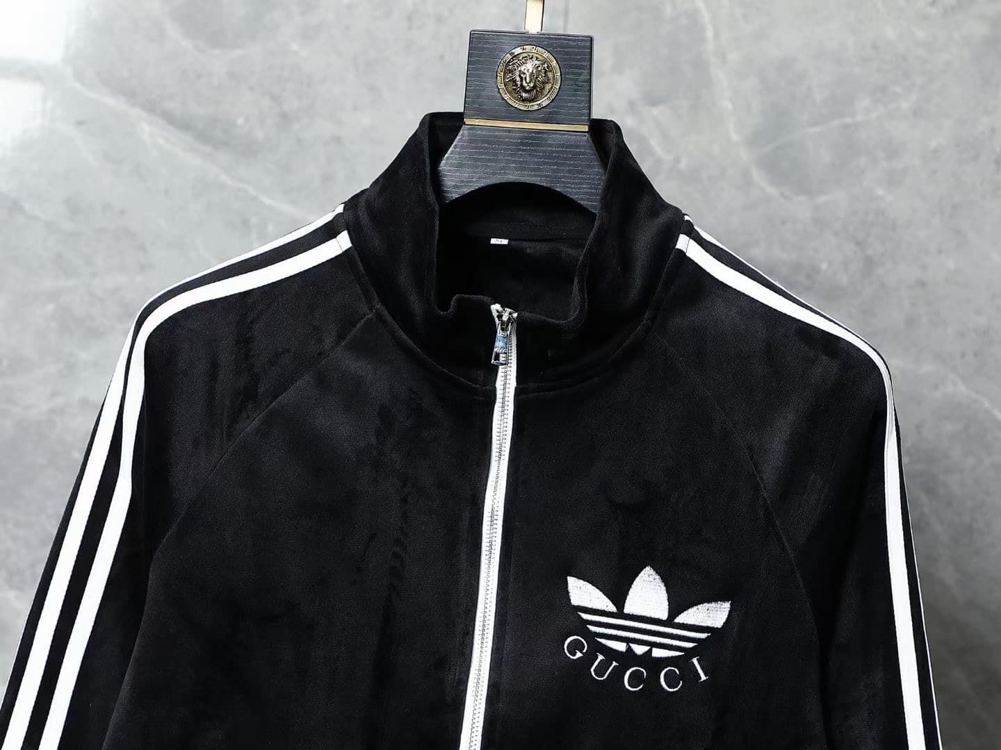 $67.50 GUCCI ZT10700 gallery